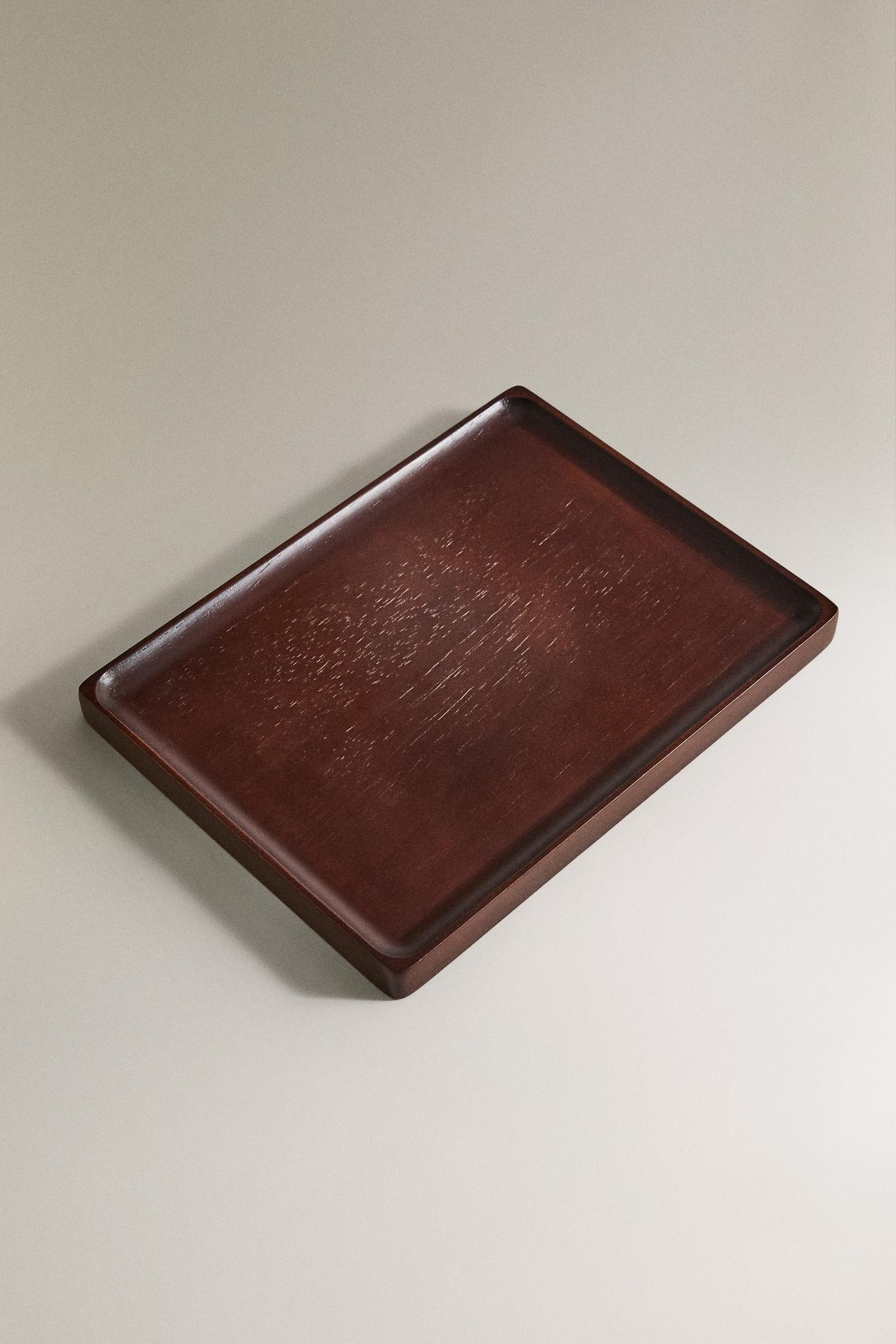 WOODEN TRAY MOBILE CHARGER — Brown