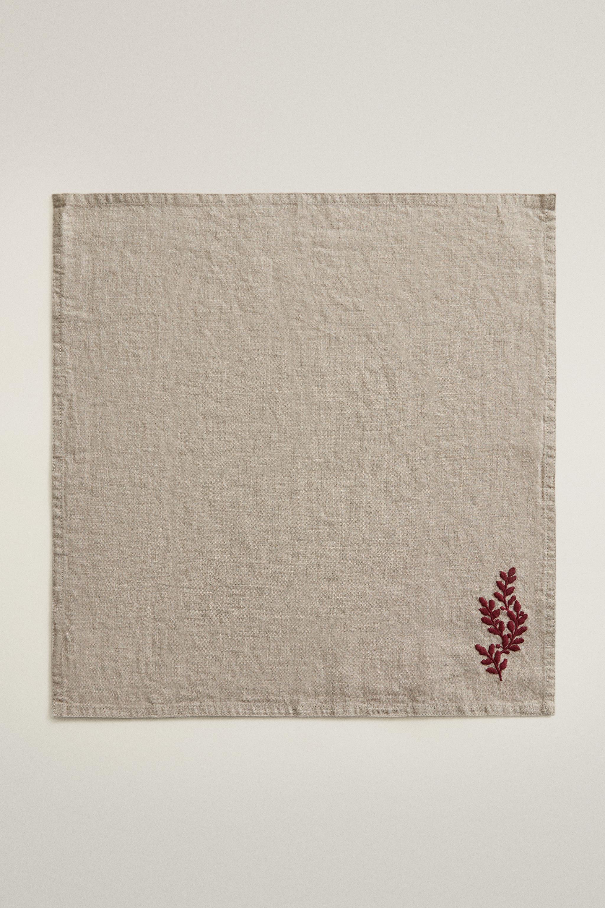 LINEN CHRISTMAS EMBROIDERED NAPKINS (SET OF 2)