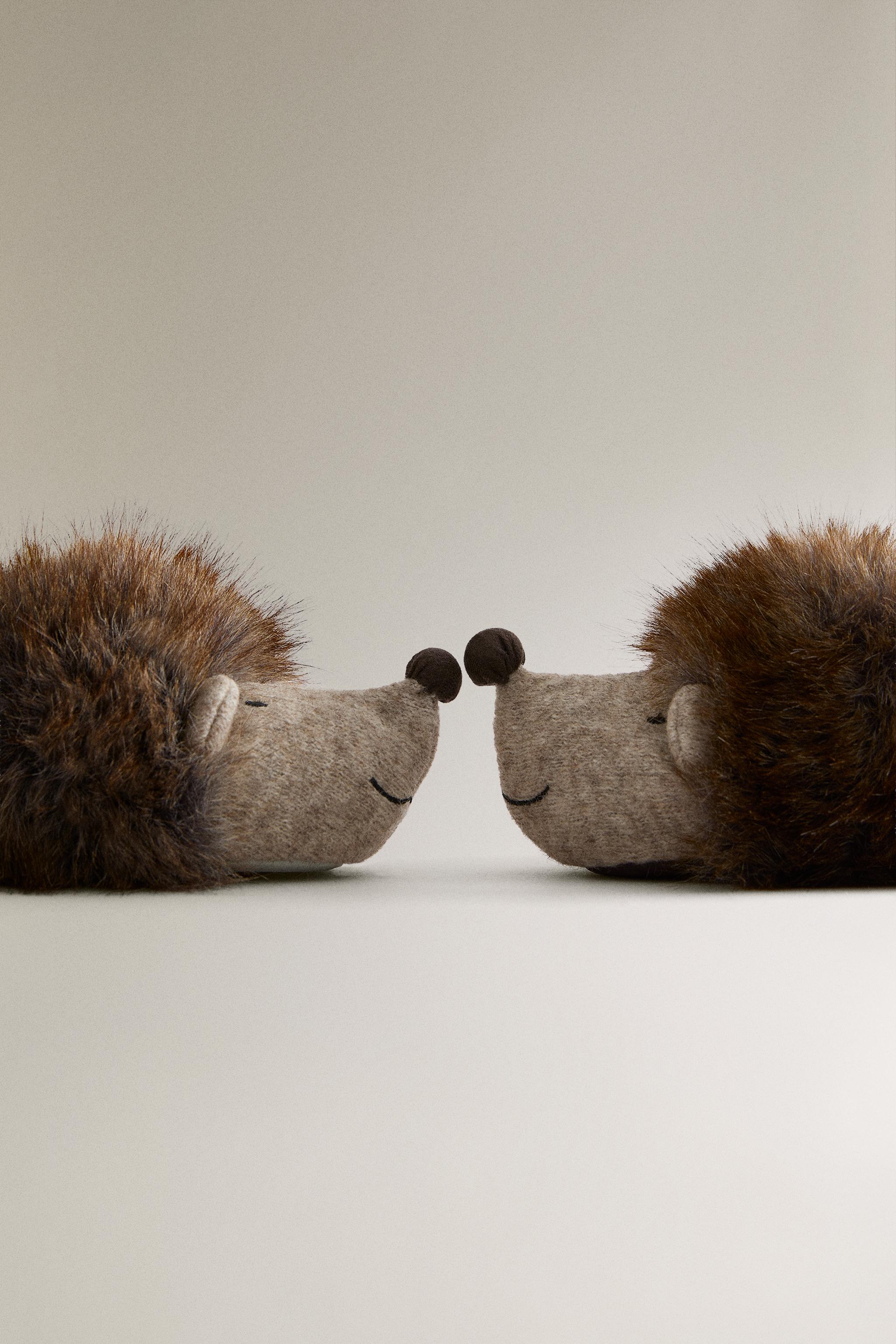 Детские тапочки Zara KIDS' HEDGEHOG SLIPPERS — фото 5