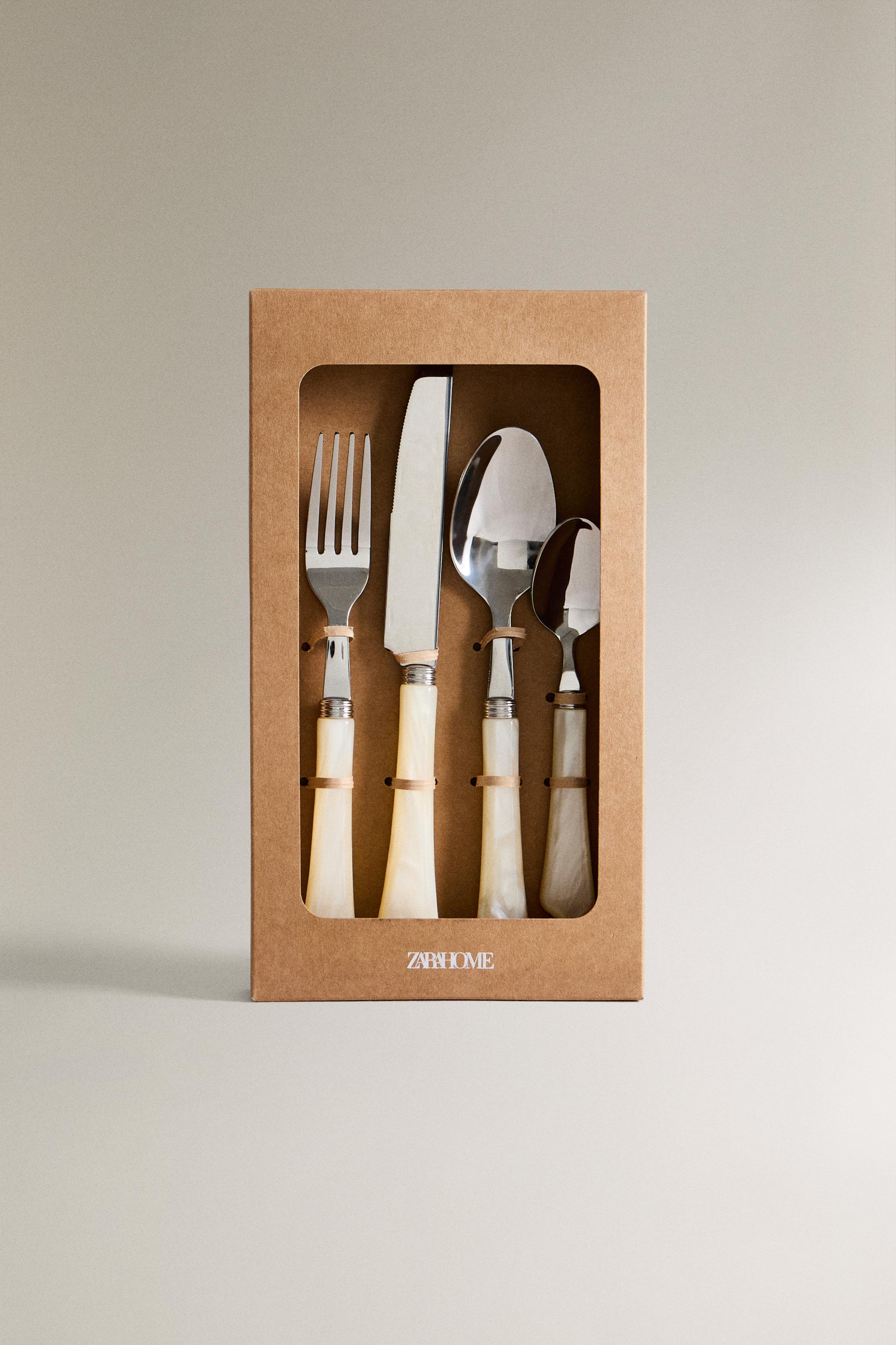 4-PIECE CUTLERY SET WITH PEARLESCENT EFFECT HANDLE - Pearl / Beige