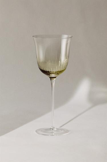 TRANSPARENT WINE GLASS - Greenish by Zara