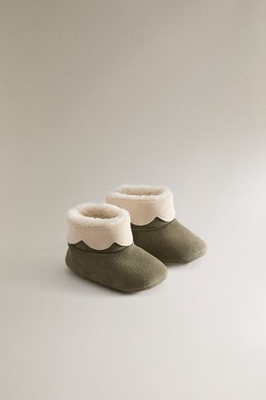 LEATHER CHRISTMAS ELF BOOTIES - Green by Zara - Image 1