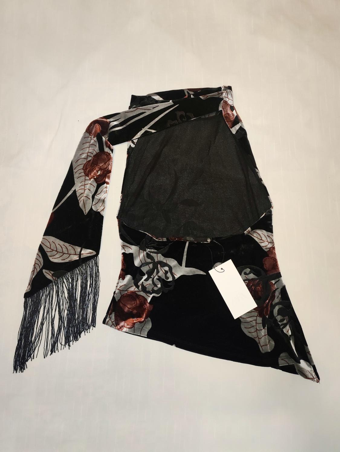 VELVET HALTER TOP WITH FRINGING - Image 2