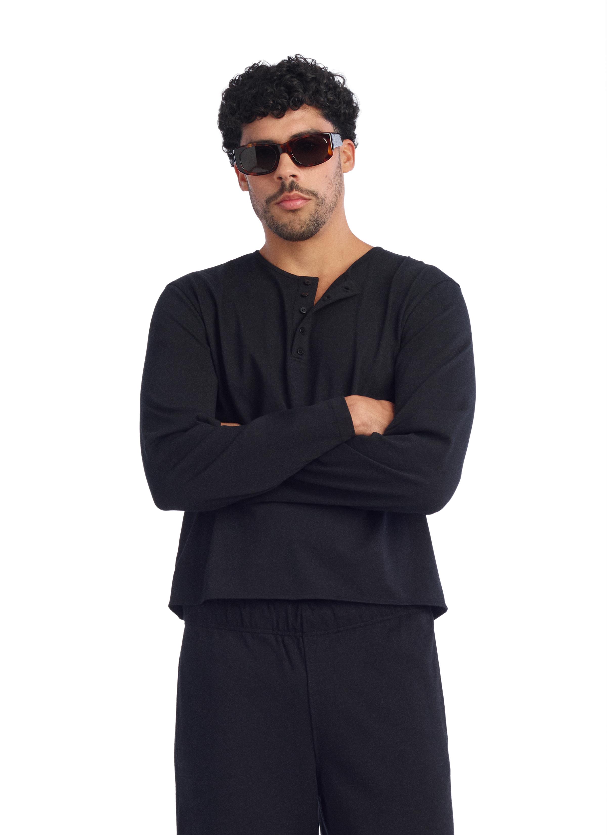 REGULAR FIT HENLEY T-SHIRT — Black