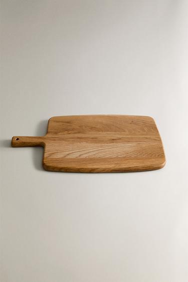WOODEN CUTTING BOARD - Light beige by Zara - Image 1