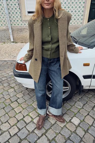 GILET EN MAILLE AVEC BOUTONS BOULES - Vert chiné de Zara - Image 1