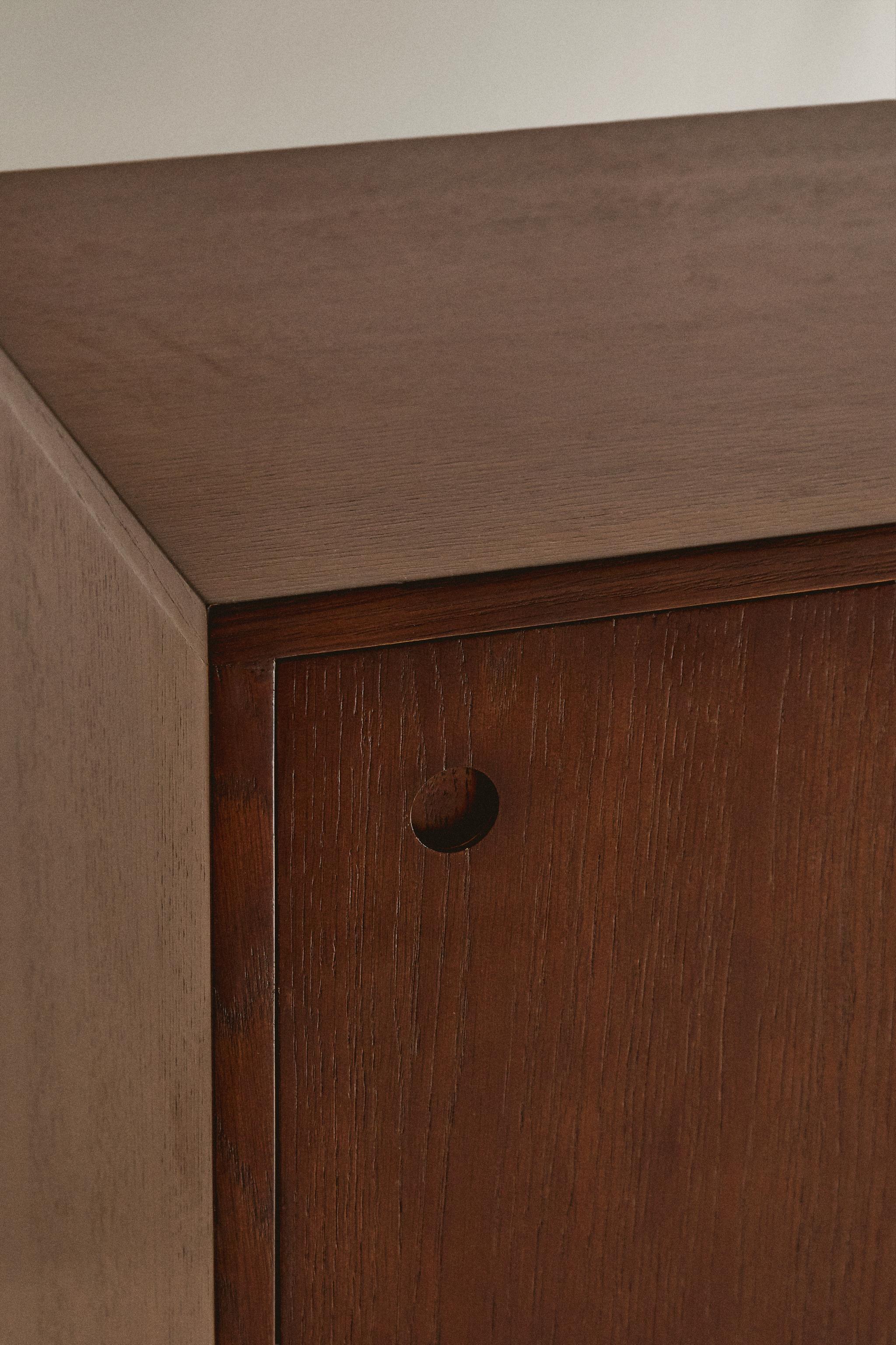 WOODEN STORAGE UNIT