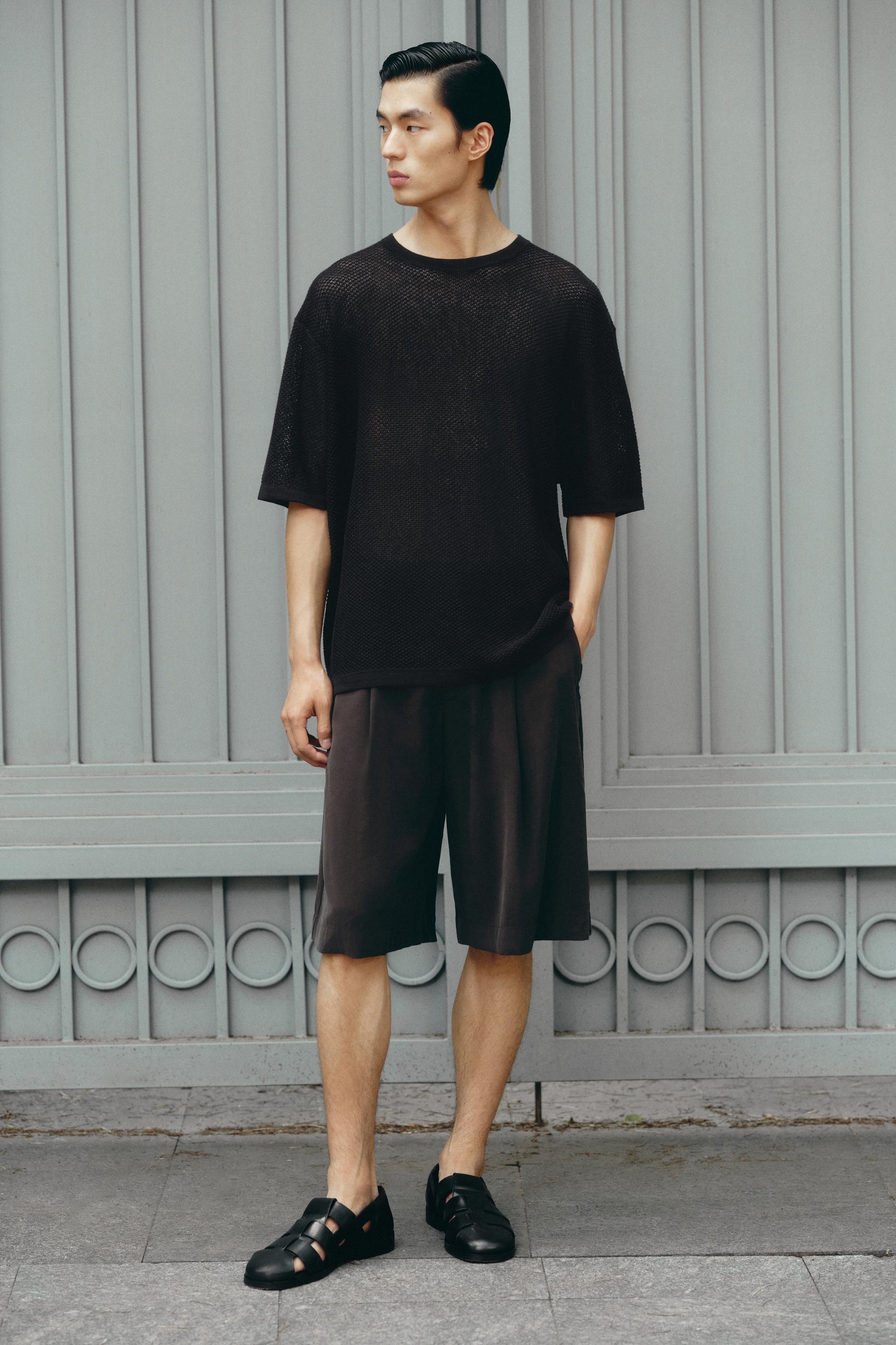 TEXTURED KNIT T-SHIRT