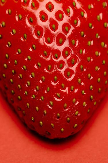 STRAWBERRY DRESS EDT 90ML (3.04 FL. OZ). -  by Zara - Image 3