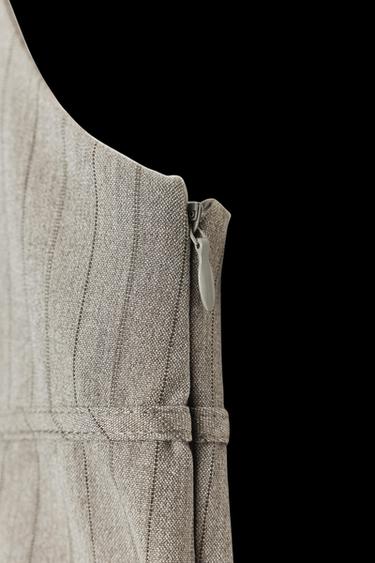 TOP HALTER RAYA DIPLOMÁTICA - Gris oscuro de Zara