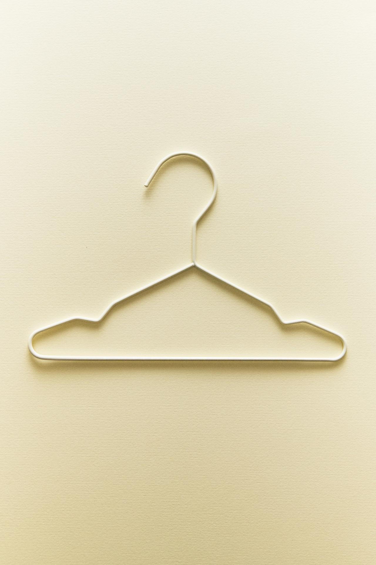 PACK OF RUBBERIZED BABY HANGERS (PACK OF 6) — Oyster-white