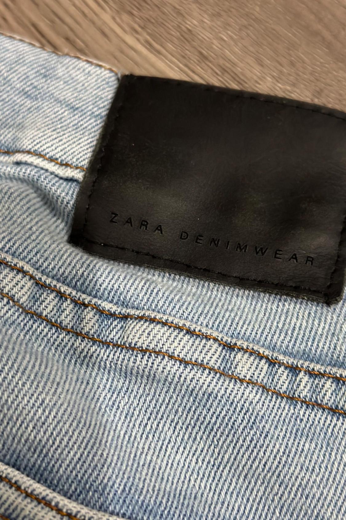 SLIM FIT JEANS - Image 4
