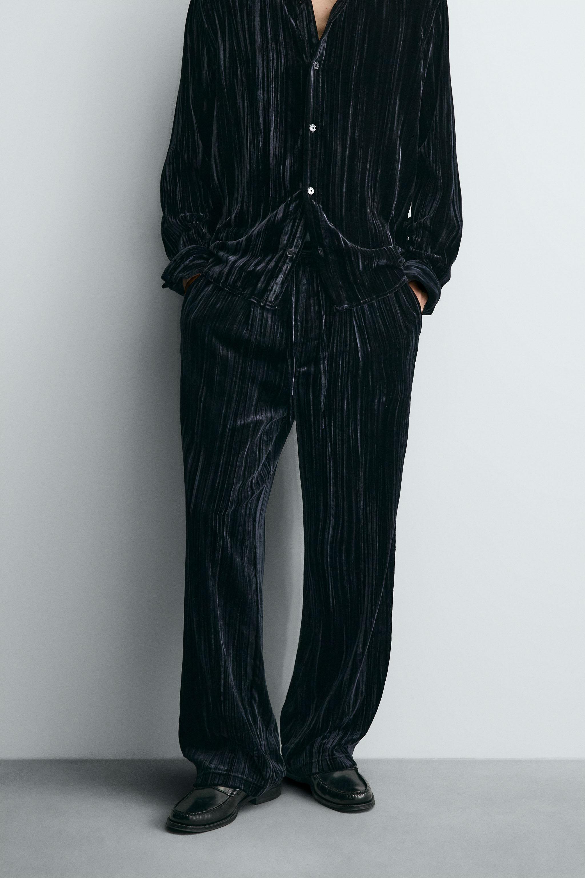 PLEATED VELVET PANTS