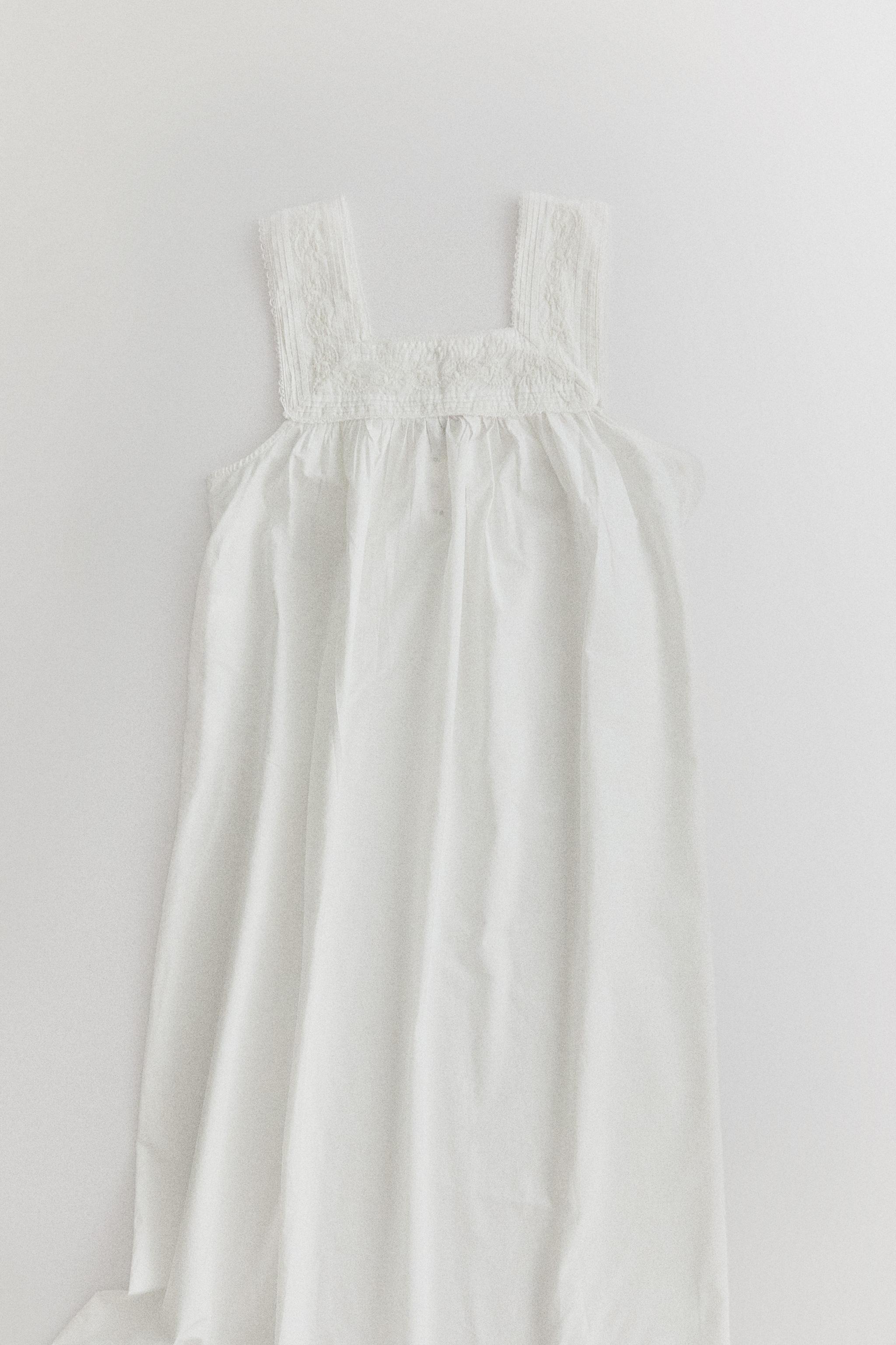 CHEMISE DE NUIT BRODÉE