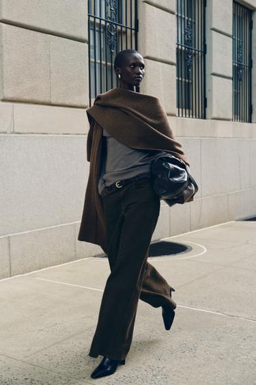 LONG KNIT CAPE - camel by Zara