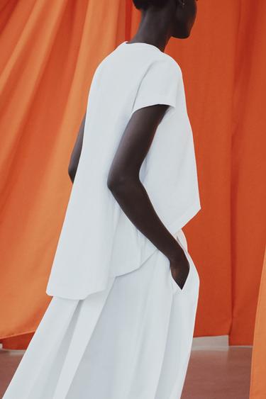 ASYMMETRIC SHORT SLEEVE T-SHIRT - White by Zara