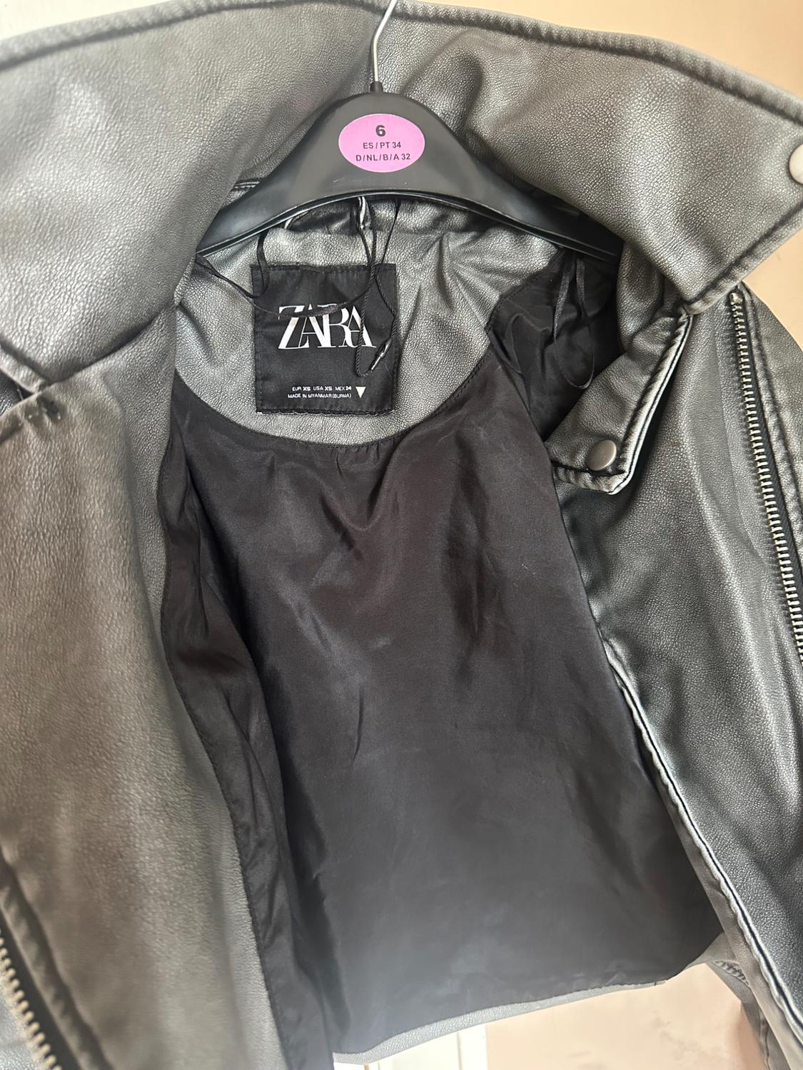 WORN A FEW TIMES - Image 2