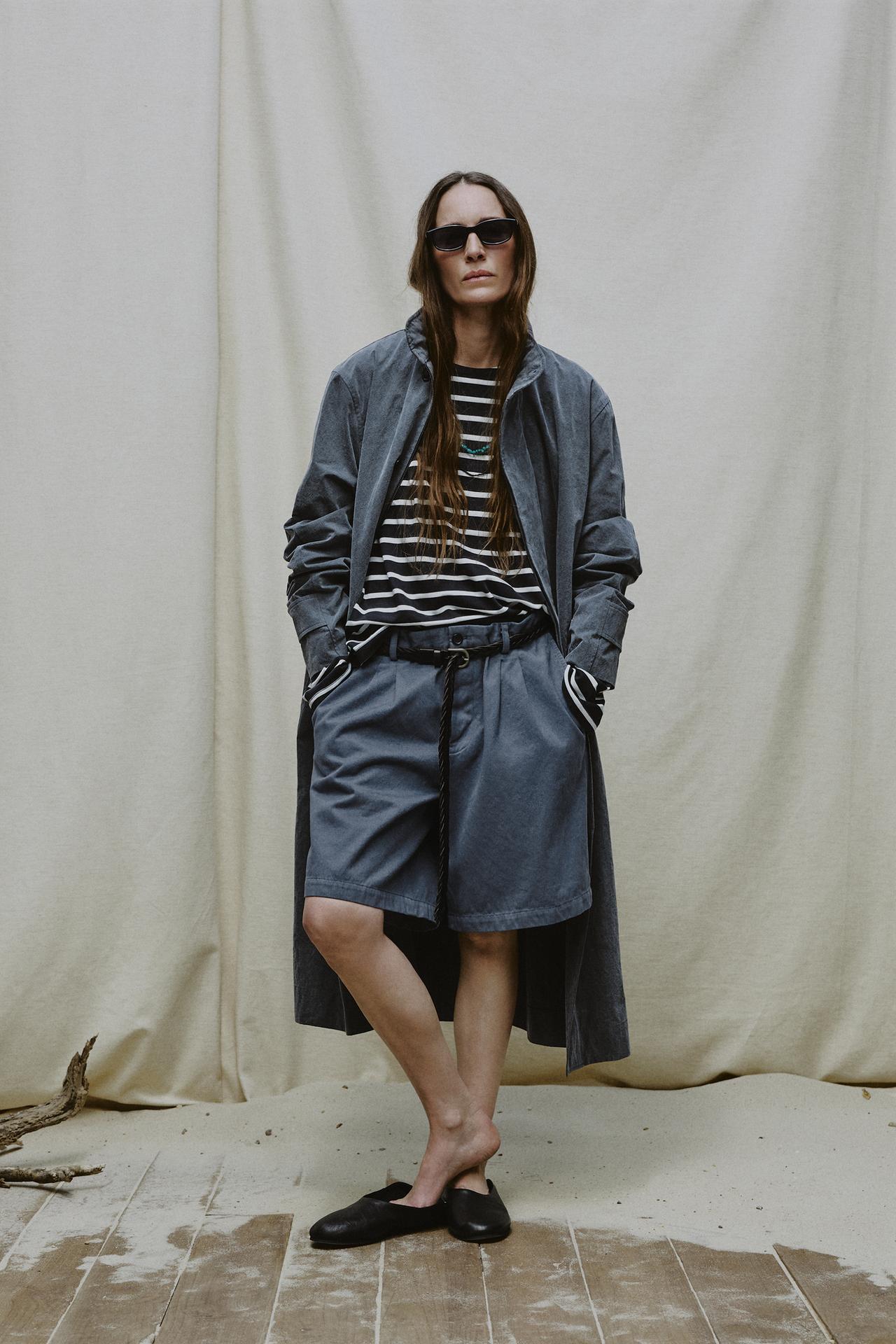 Футболка в полоску из жаккарда AARON LEVINE X ZARA + очки овальной формы AARON LEVINE X ZARA + ремень из плетёной кожи AARON LEVINE X ZARA