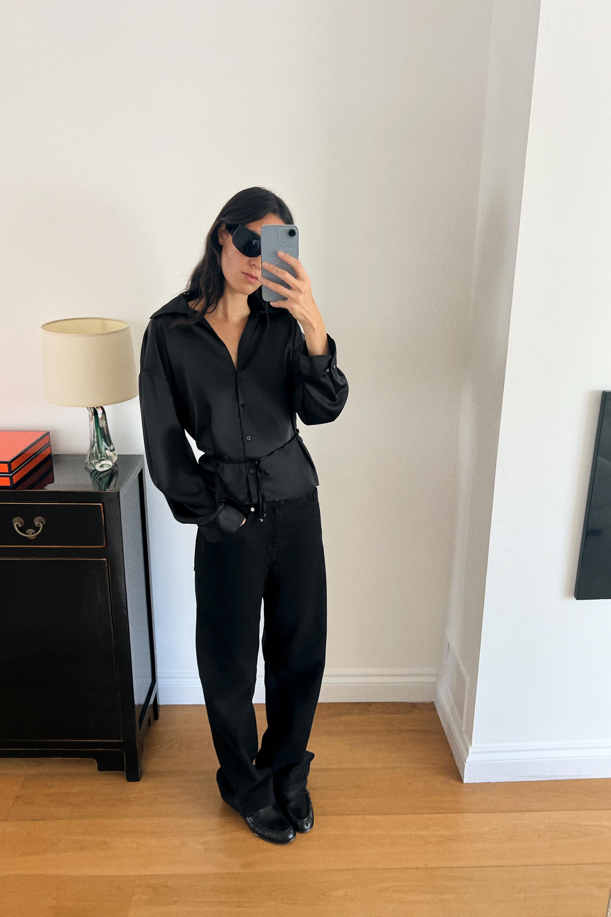 SATIN BELTED SHIRT — Black
