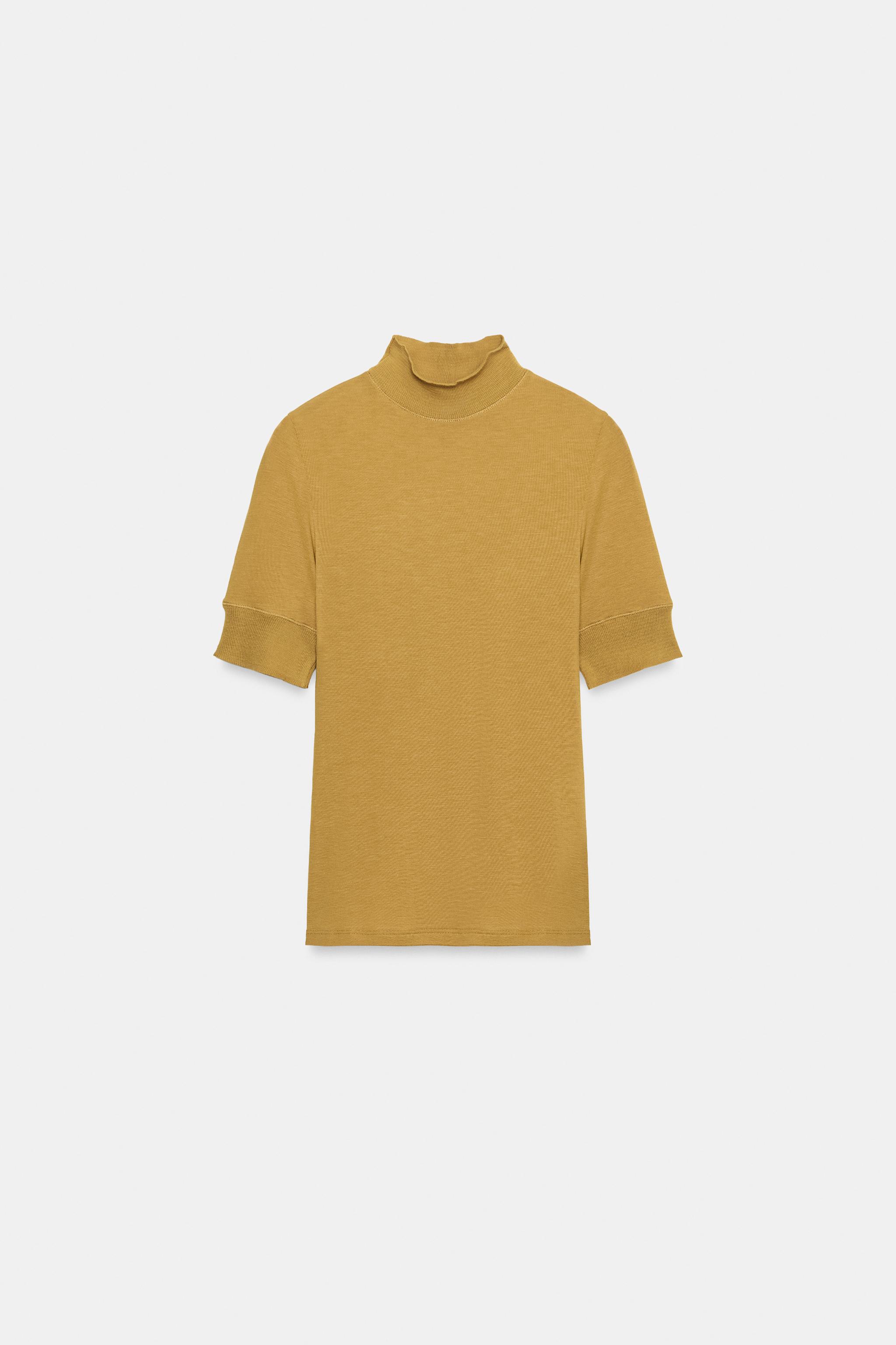 HIGH NECK T-SHIRT