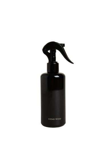 (200 ML) CEDAR WOOD AIR FRESHENER SPRAY - Sky blue by Zara