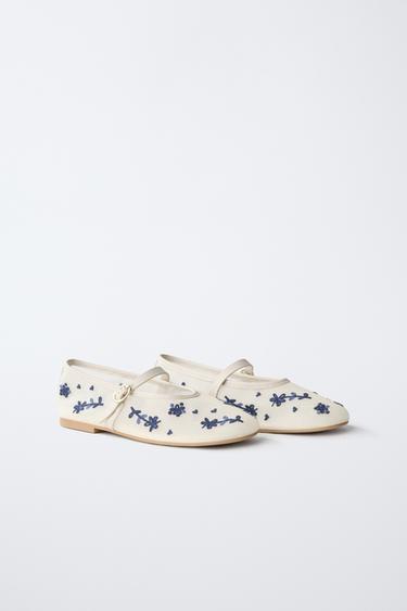 BALLERINES BRODÉES - Blanc de Zara - Image 1