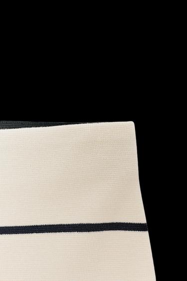 FALDA MINI PUNTO RAYAS - rayas de Zara
