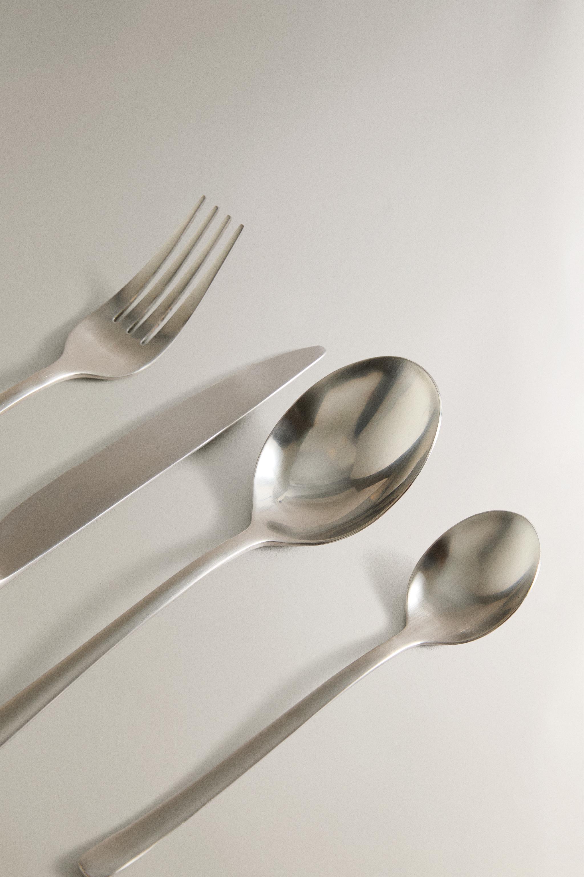 4-PIECE MATTE STEEL FLATWARE SET — Steel