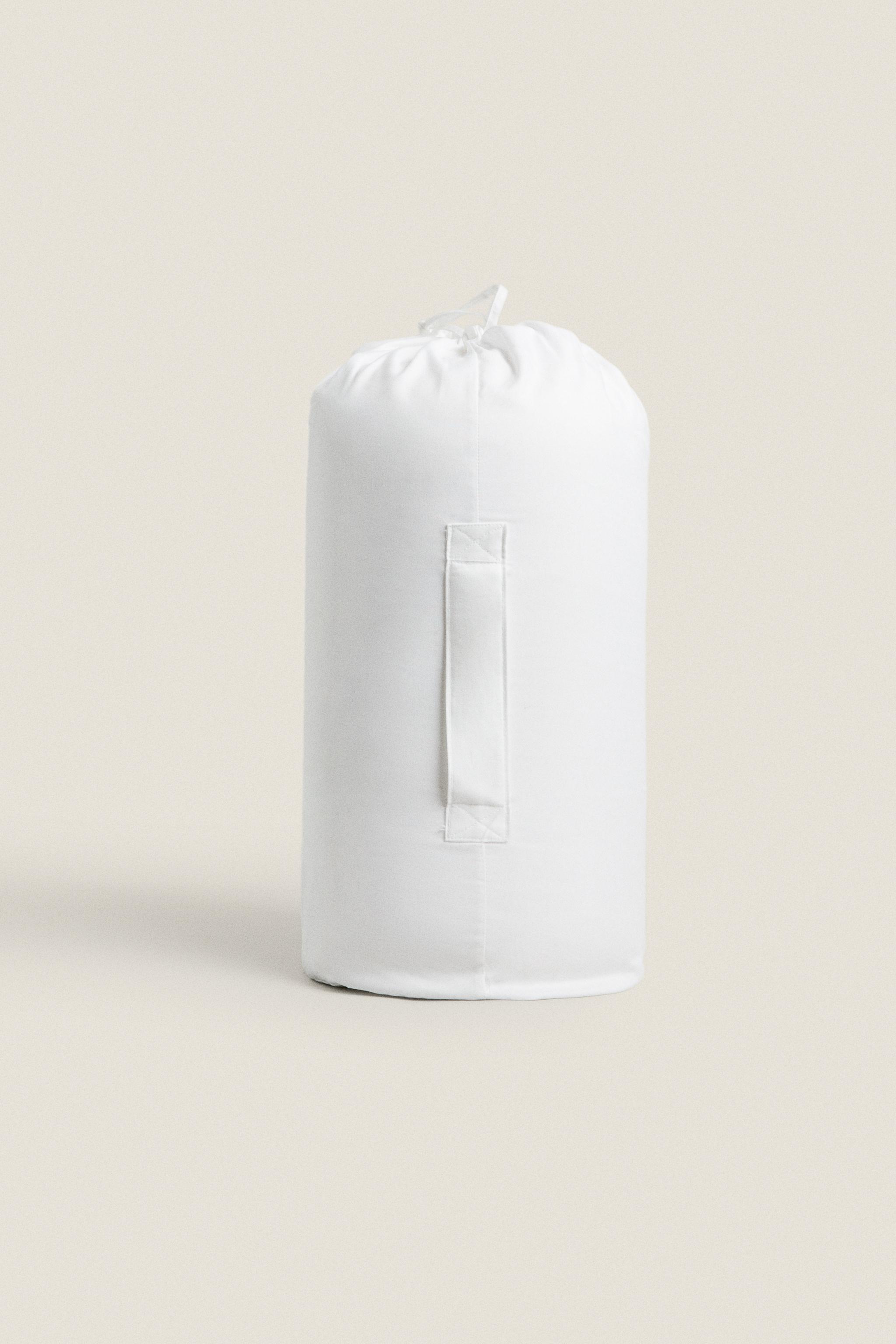 MEMORY FOAM BLOCK PILLOW