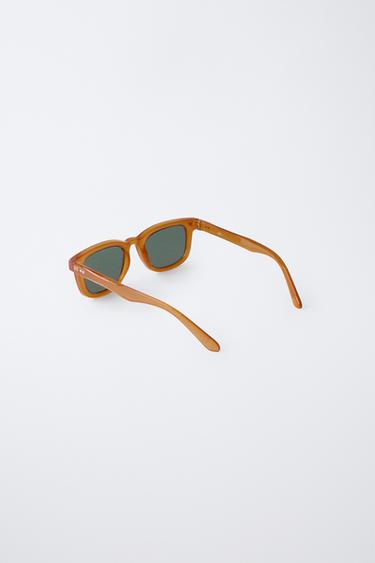 SQUARE SUNGLASSES WITH TRANSLUCENT FRAMES - Light brown de Zara - Image 2