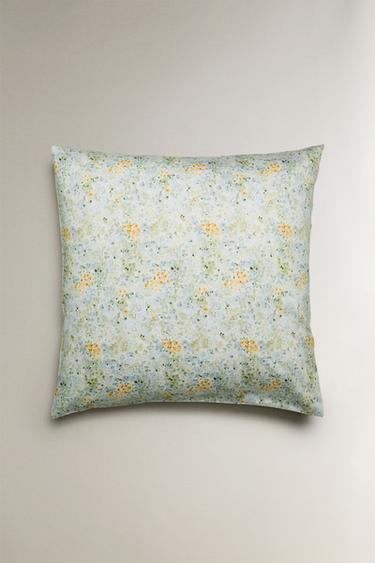 FLORAL PRINT PILLOWCASE - Green by Zara - Image 1