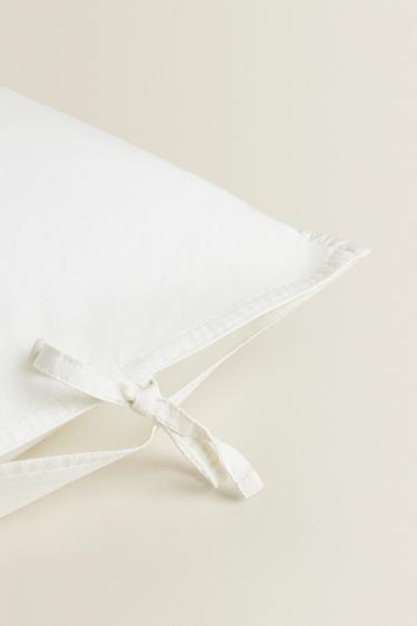 TAIE D’OREILLER UNIE ENFANT - Blanc cassé de Zara - Image 4