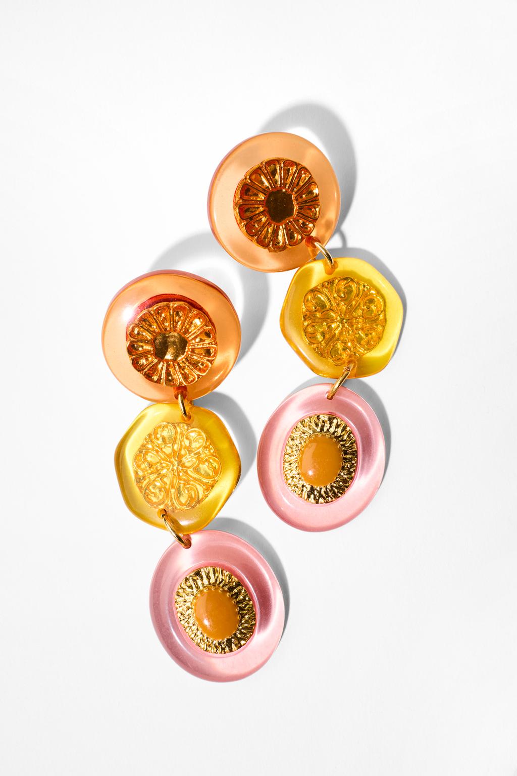 RESIN FLOWER STONE EARRINGS
