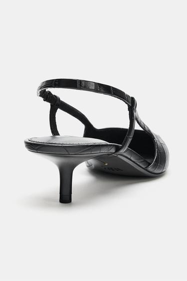 CHAUSSURES À TALONS OUVERTES À L'ARRIÈRE AVEC RELIEF - Noir de Zara - Image 5