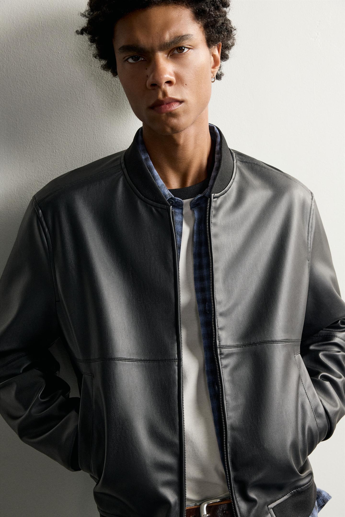 Куртка Zara Faux Leather Bomber, цвет: Чёрный — фото 5