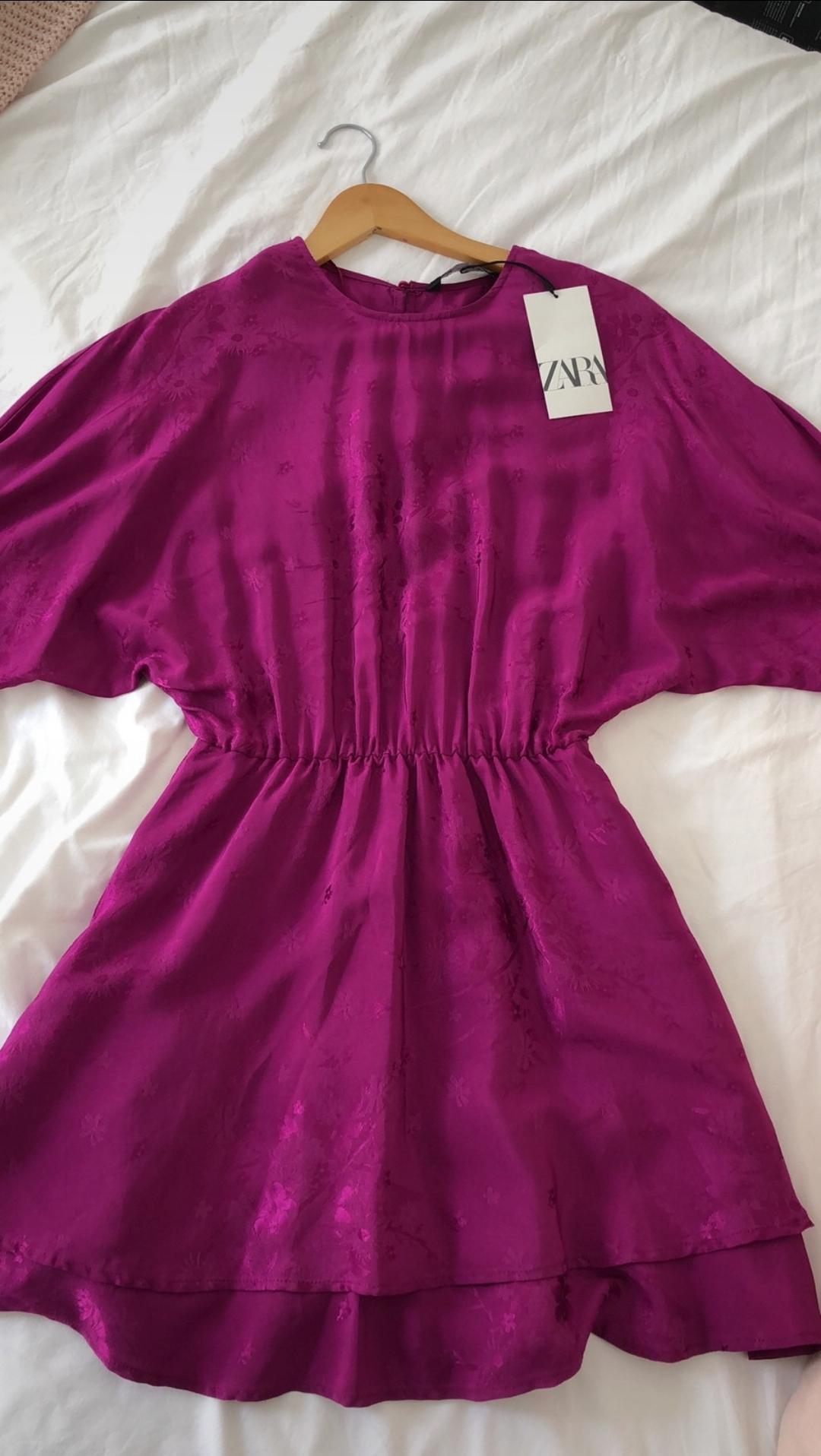 SATIN-FINISH JACQUARD DRESS