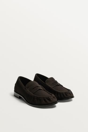 MOCASSINS DE PELL AMB ANTIFAÇ - Marró de Zara