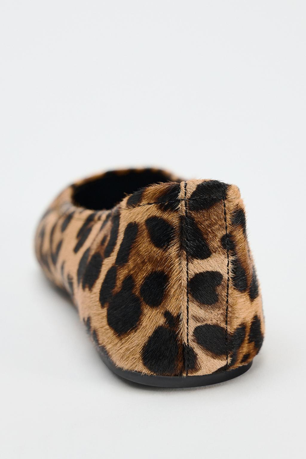 Thumbnail image for ANIMAL PRINT LEATHER BALLET FLATS