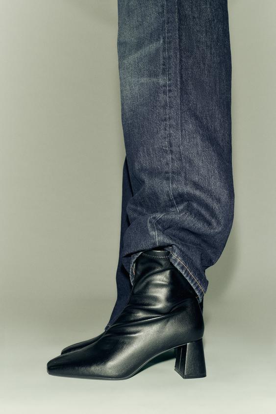 WIDE HEELED ANKLE BOOTS