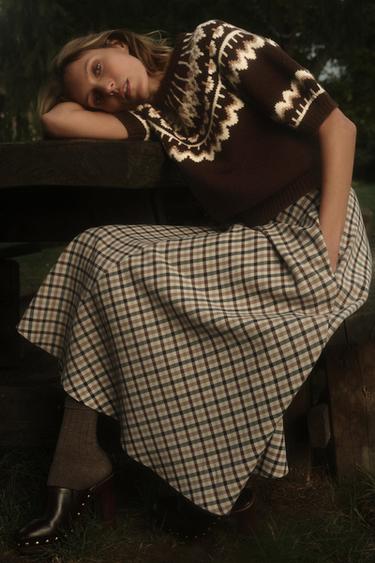 HAUT EN MAILLE JACQUARD À MANCHES COURTES - Marron / Écru de Zara - Image 1