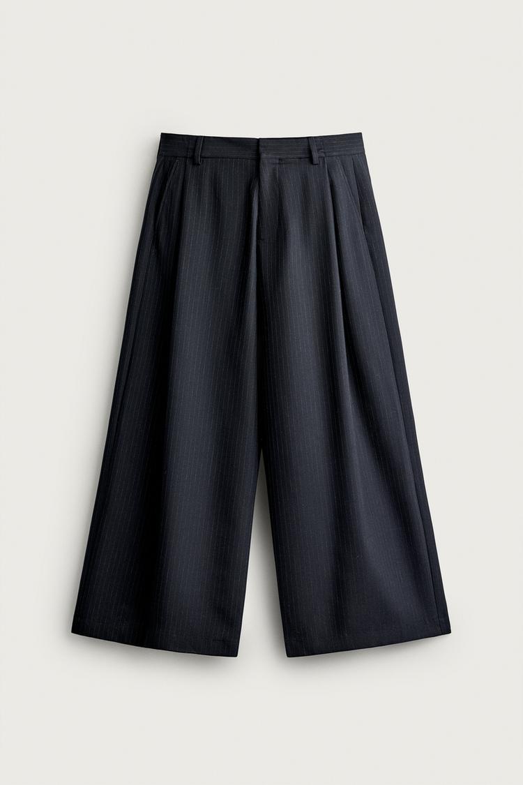 WIDE-FIT PLEATED PANTS — Striped