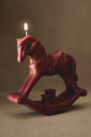 GINGERBREAD SCENTED HORSE CANDLE - Red by Zara - Image 0