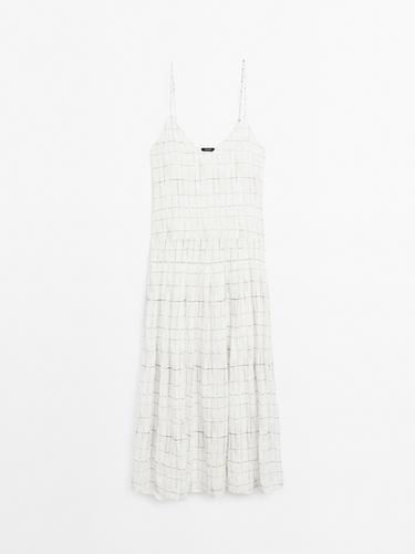 Vestido midi vuelo cuadros - Blanco roto de Zara