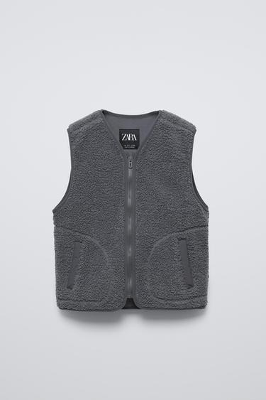 CHALECO BORREGUILLO POLAR - Gris medio de Zara - Imagen 0