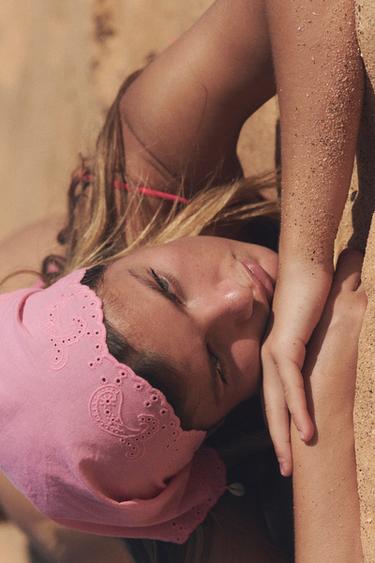 BANDANA TROQUELADA CONCHAS - Rosa de Zara