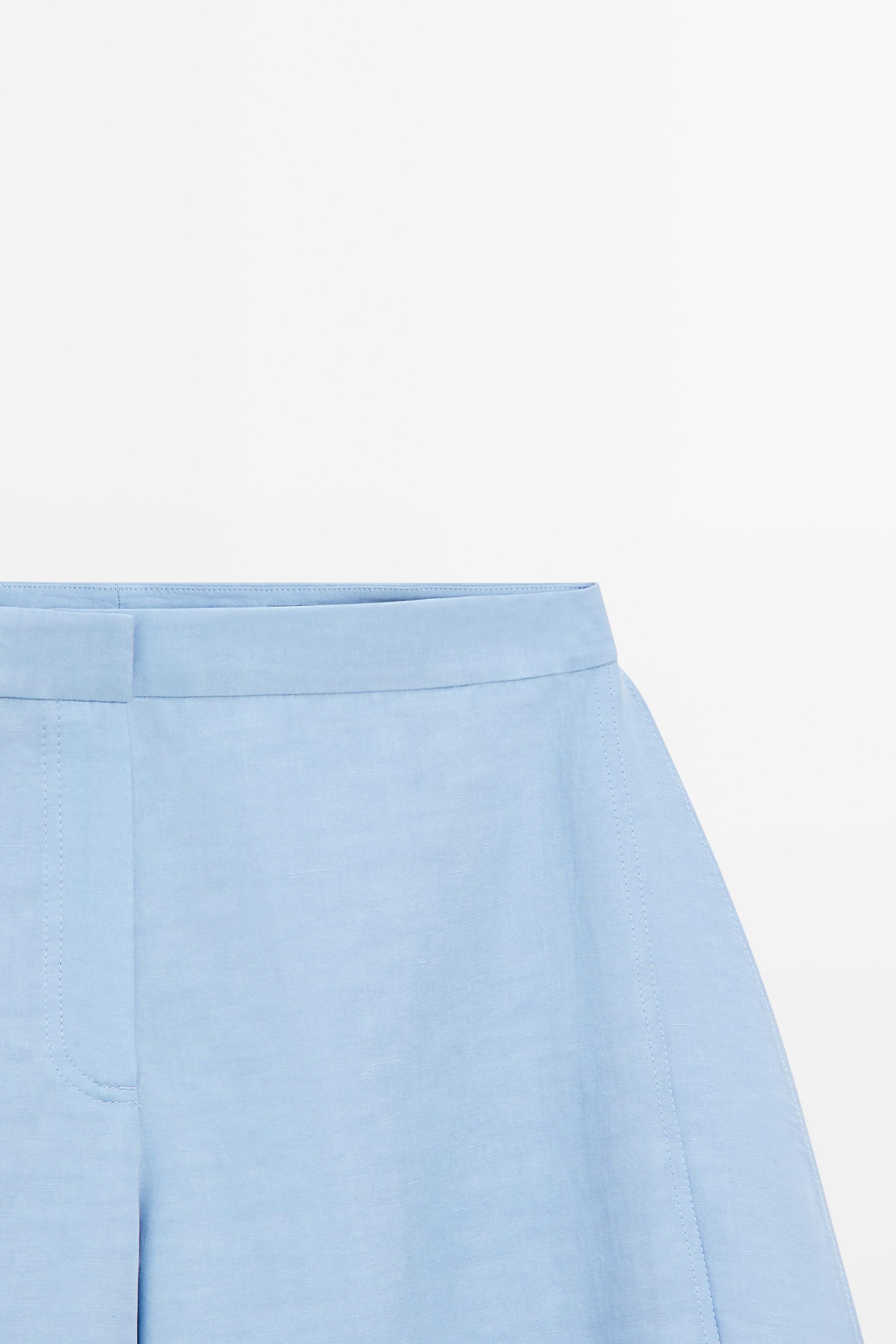 Voluminous flowing linen blend pants