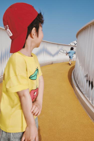 Zara 櫻桃印花 T 恤 - 黃色