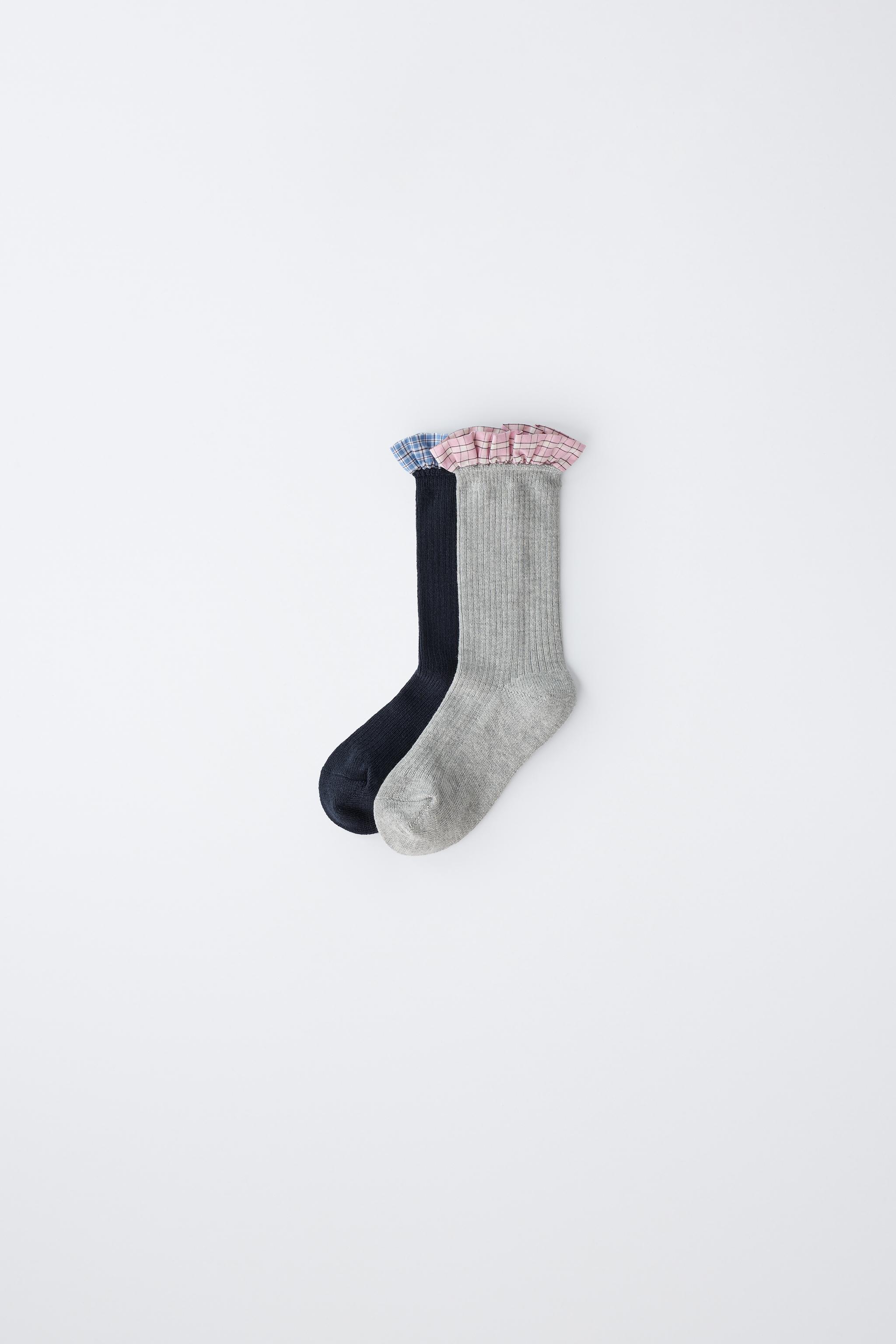LOT DE DEUX PAIRES CHAUSSETTES AVEC VOLANT COMBINÉ