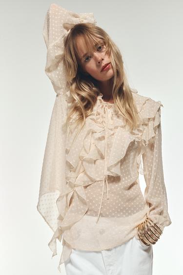 BLUSA PLUMETI VOLANTES - Crudo de Zara