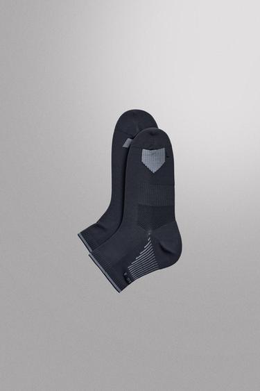 ÇORAPE TEKNIKE STËRVITJEJE PACK 2 - Blu saks nga Zara